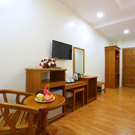 Glorious Monywa Hotel Екстер'єр фото